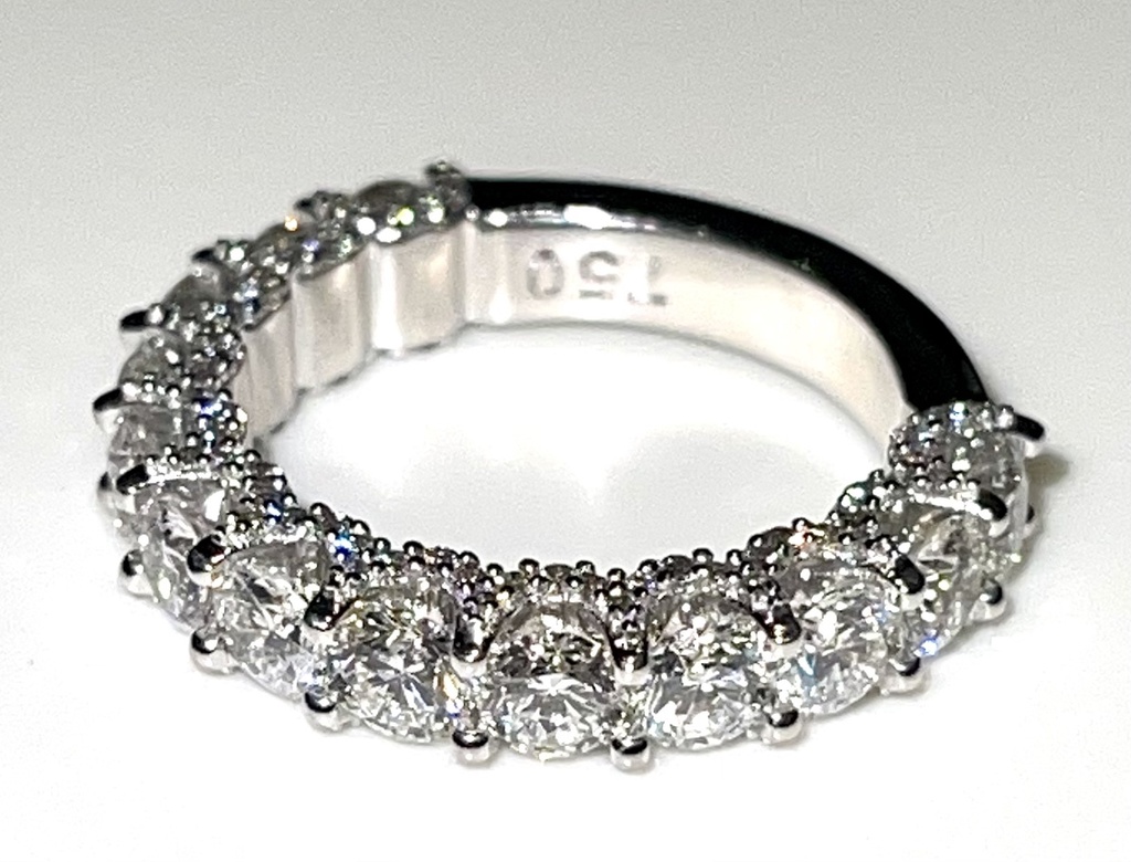 18k White Gold U-Set Diamond Wedding Band With Pave Front & Back