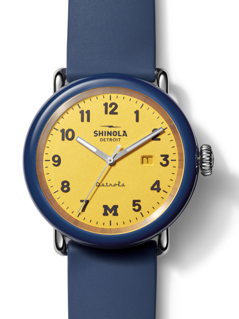 Detrola 3 Hand Wolverine Strap Watch