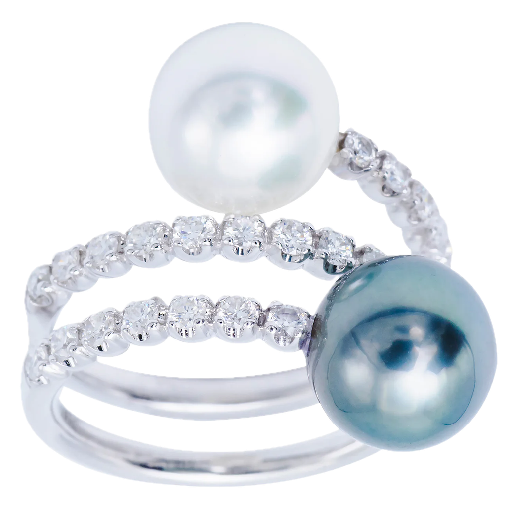 Black and White Pearl Ring