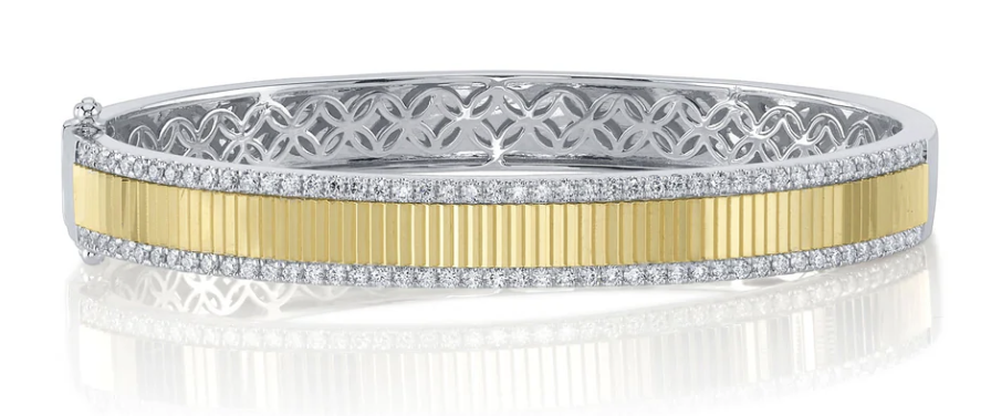1.06CT DIAMOND BANGLE