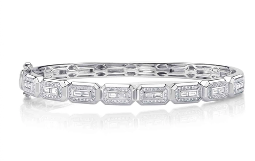 [DBRC.00081069] Elongated White Gold Bangle