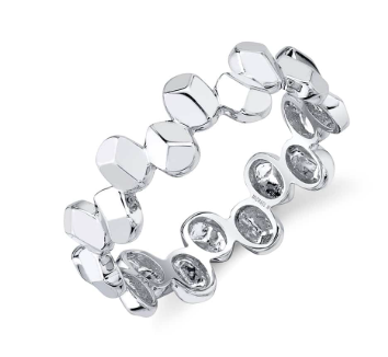 [GRNG.00082738] Carve Small Repeat Shape Ring