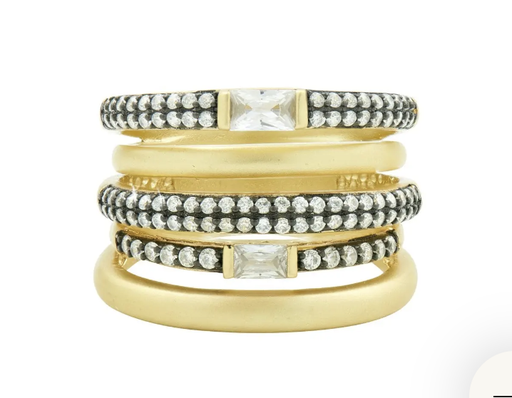 [FRNG.00083341] Pavé Caged Ring